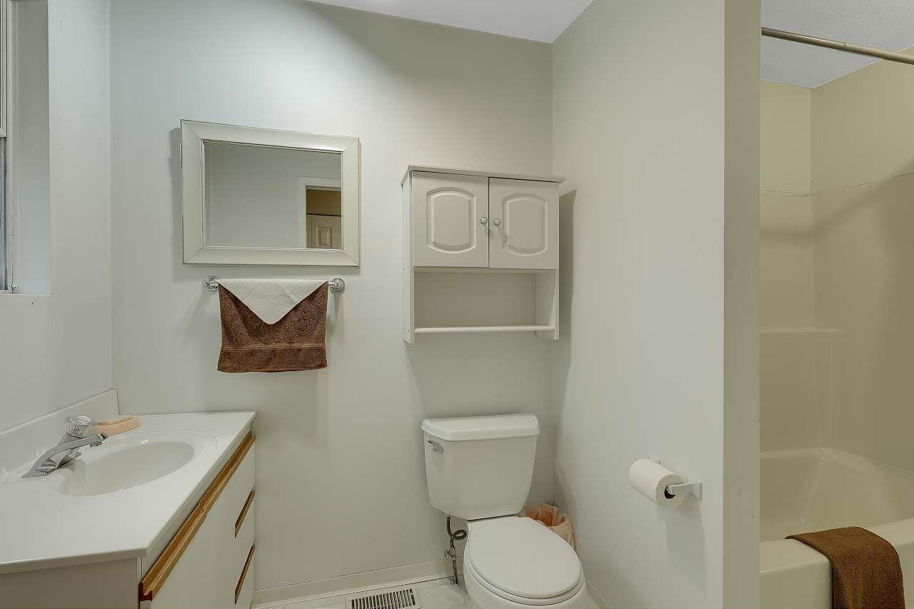 Photo 23 of 20571 46 A Avenue, Langley BC