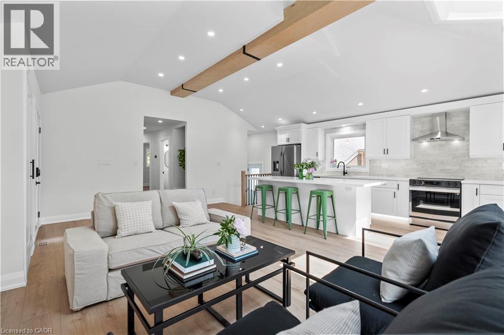 Photo 15 of 15 Hardale Crescent, Hamilton ON