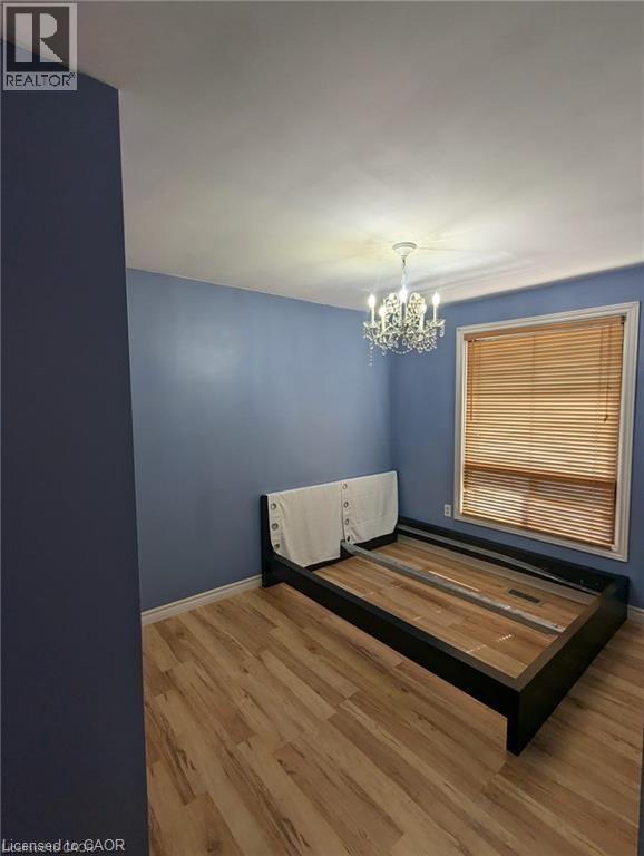 Photo 11 of 255 Celtic Drive, Stoney Creek ON