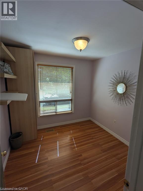 Photo 12 of 255 Celtic Drive, Stoney Creek ON