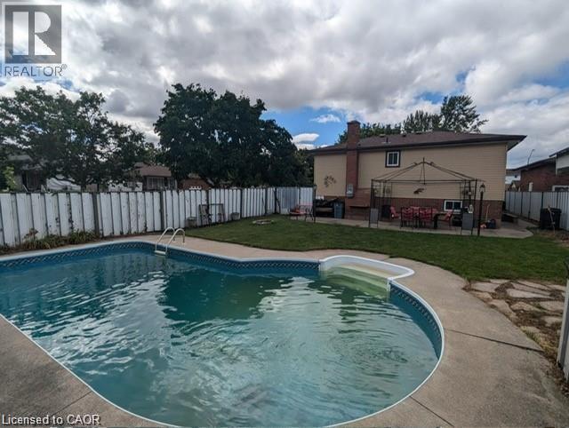 Photo 16 of 255 Celtic Drive, Stoney Creek ON