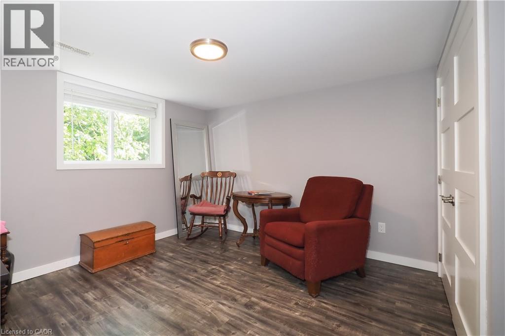 Photo 34 of 20 Gay Crescent, Kitchener ON