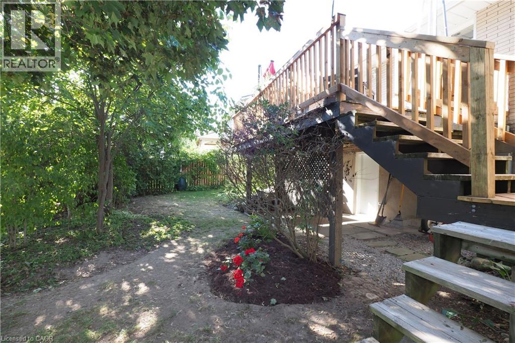 Photo 38 of 20 Gay Crescent, Kitchener ON