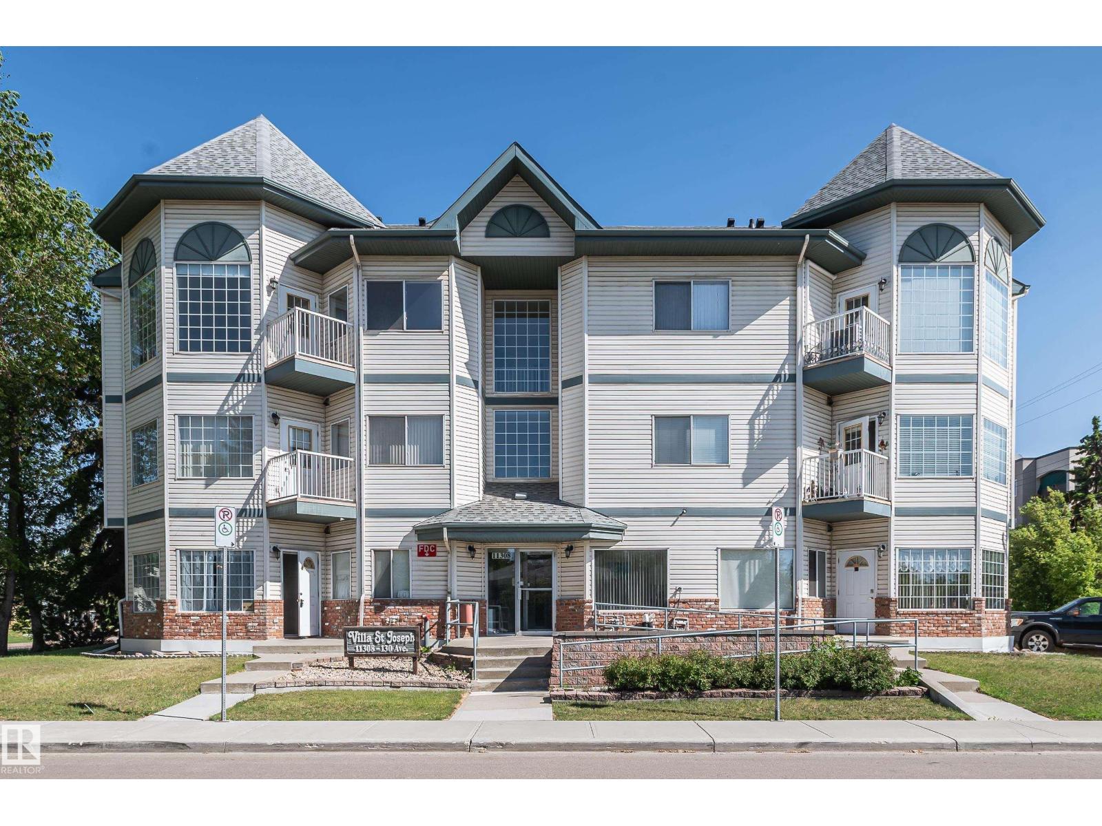 Photo 1 of 101 11308 130 Av Nw, Edmonton AB