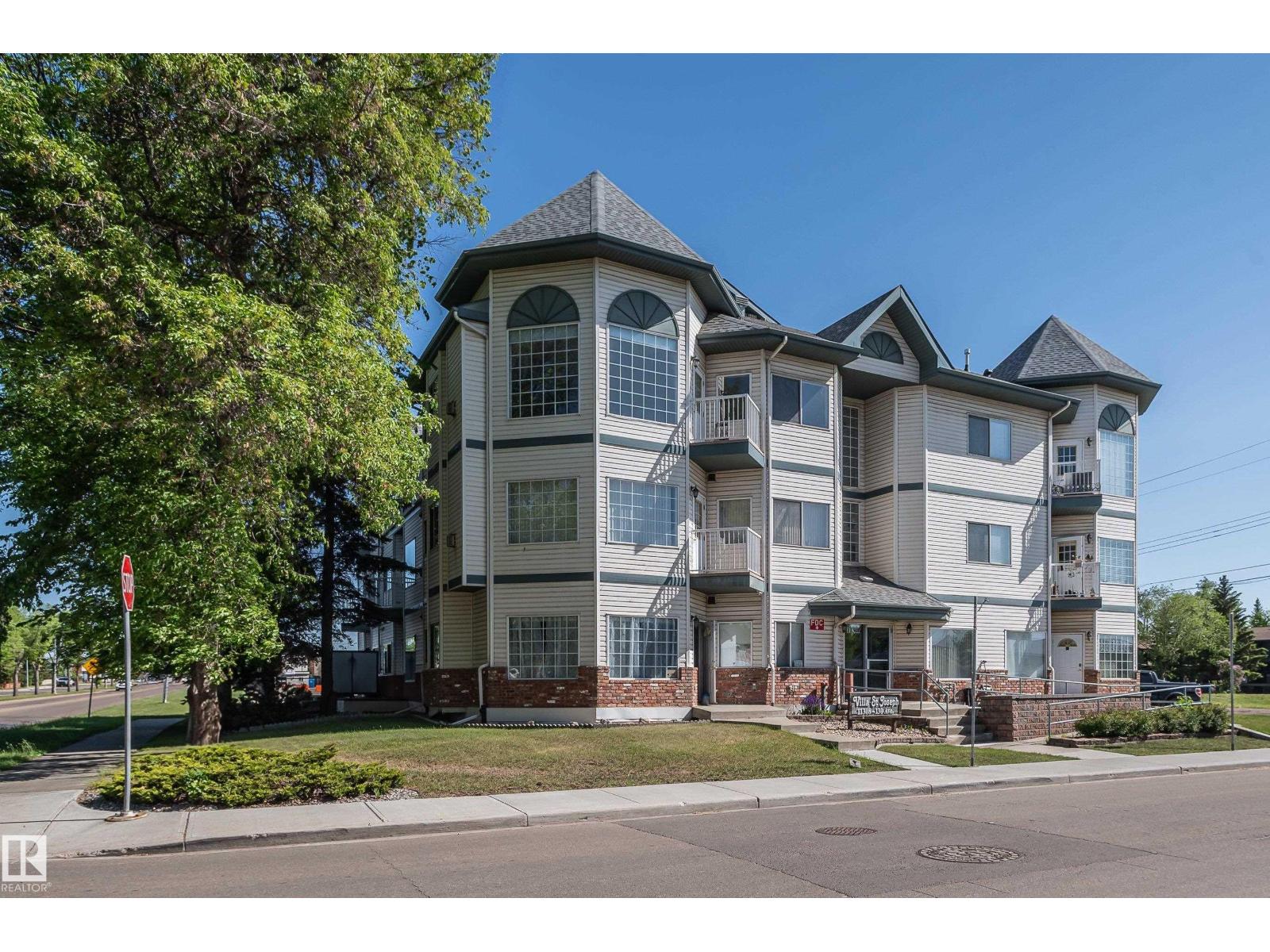 Photo 3 of 101 11308 130 Av Nw, Edmonton AB