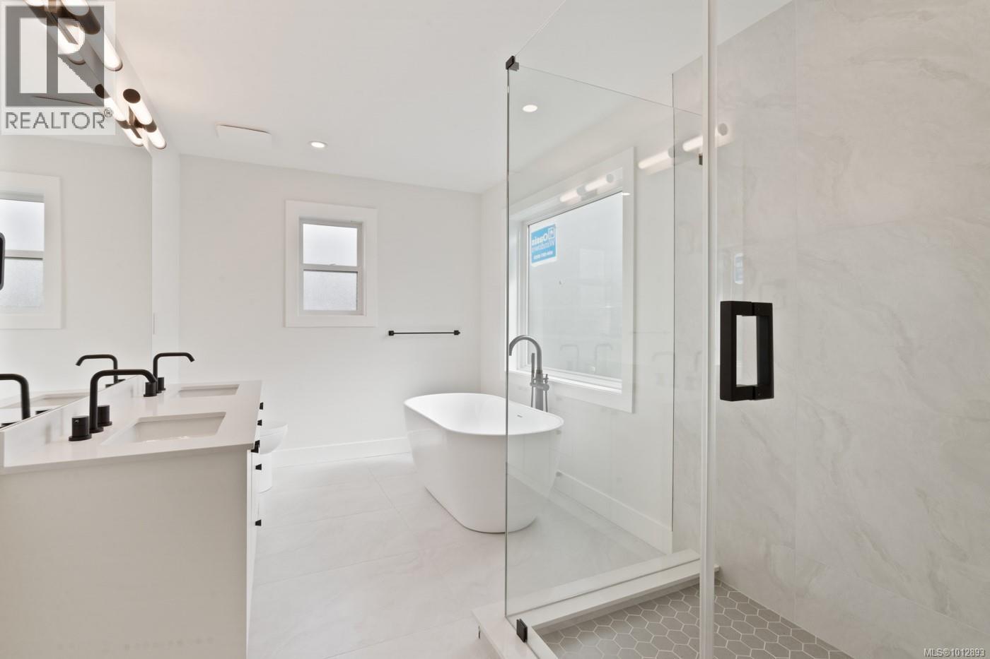 Photo 17 of 556 Belford Pl, Langford BC