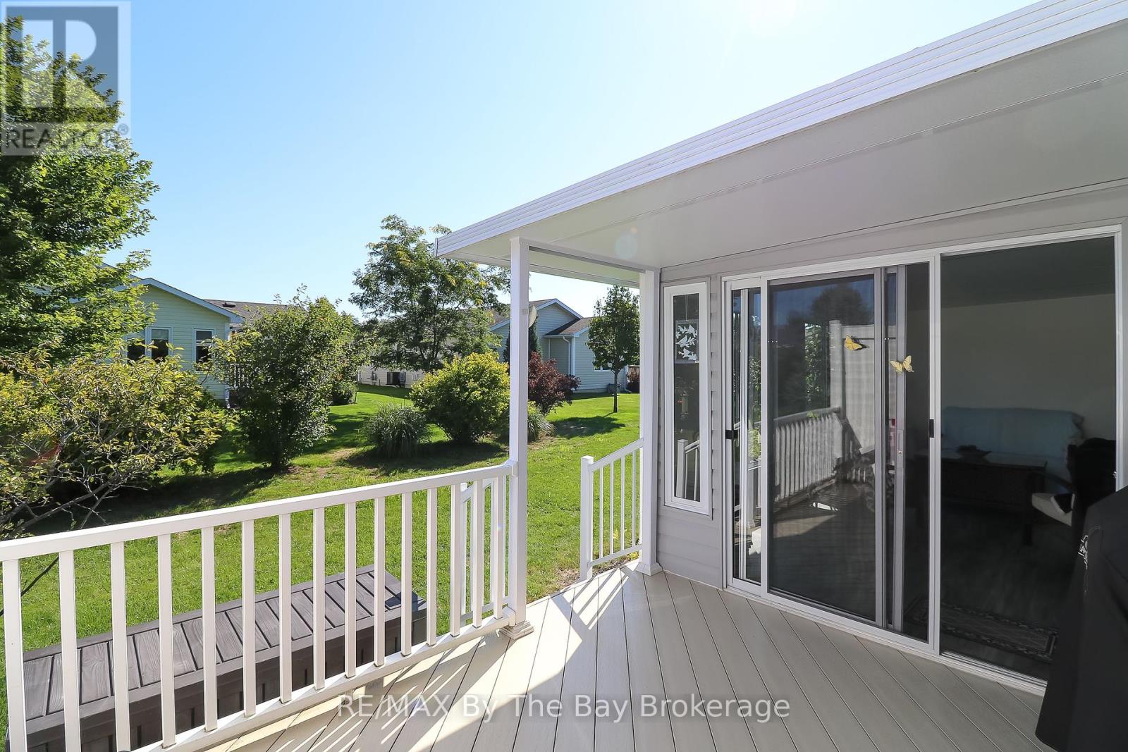 Photo 31 of 31 New York Avenue, Wasaga Beach ON