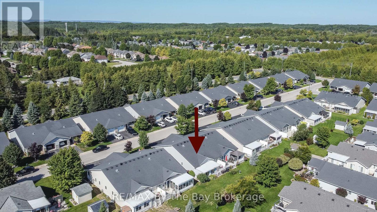 Photo 45 of 31 New York Avenue, Wasaga Beach ON