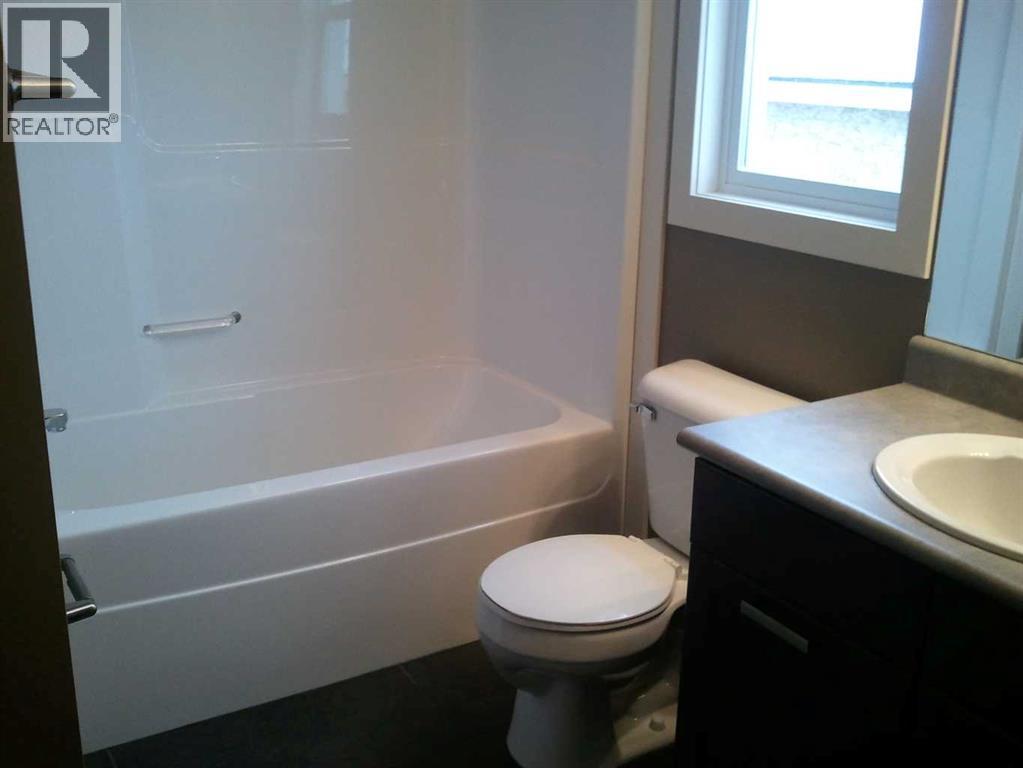 Photo 8 of 7414 115 A Street, Grande Prairie AB