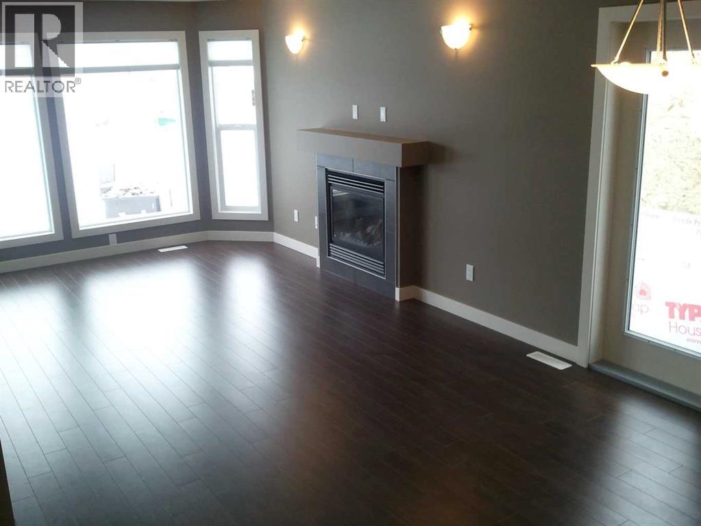 Photo 3 of 7414 115 A Street, Grande Prairie AB