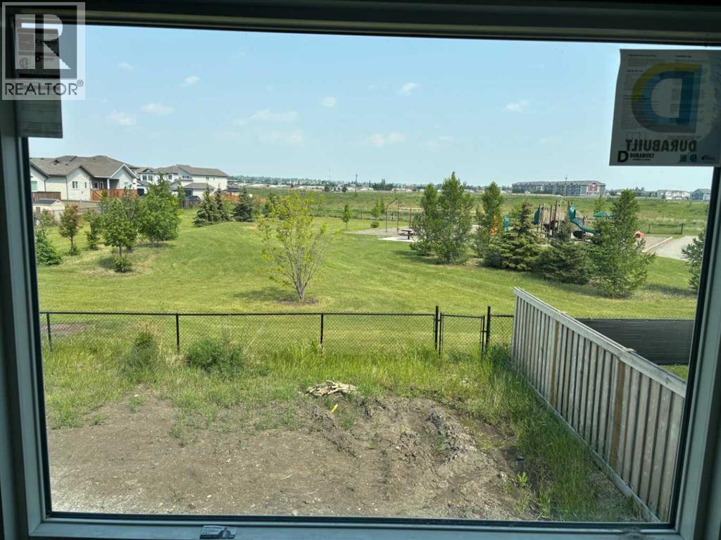 Photo 5 of 9054 80 Avenue, Grande Prairie AB