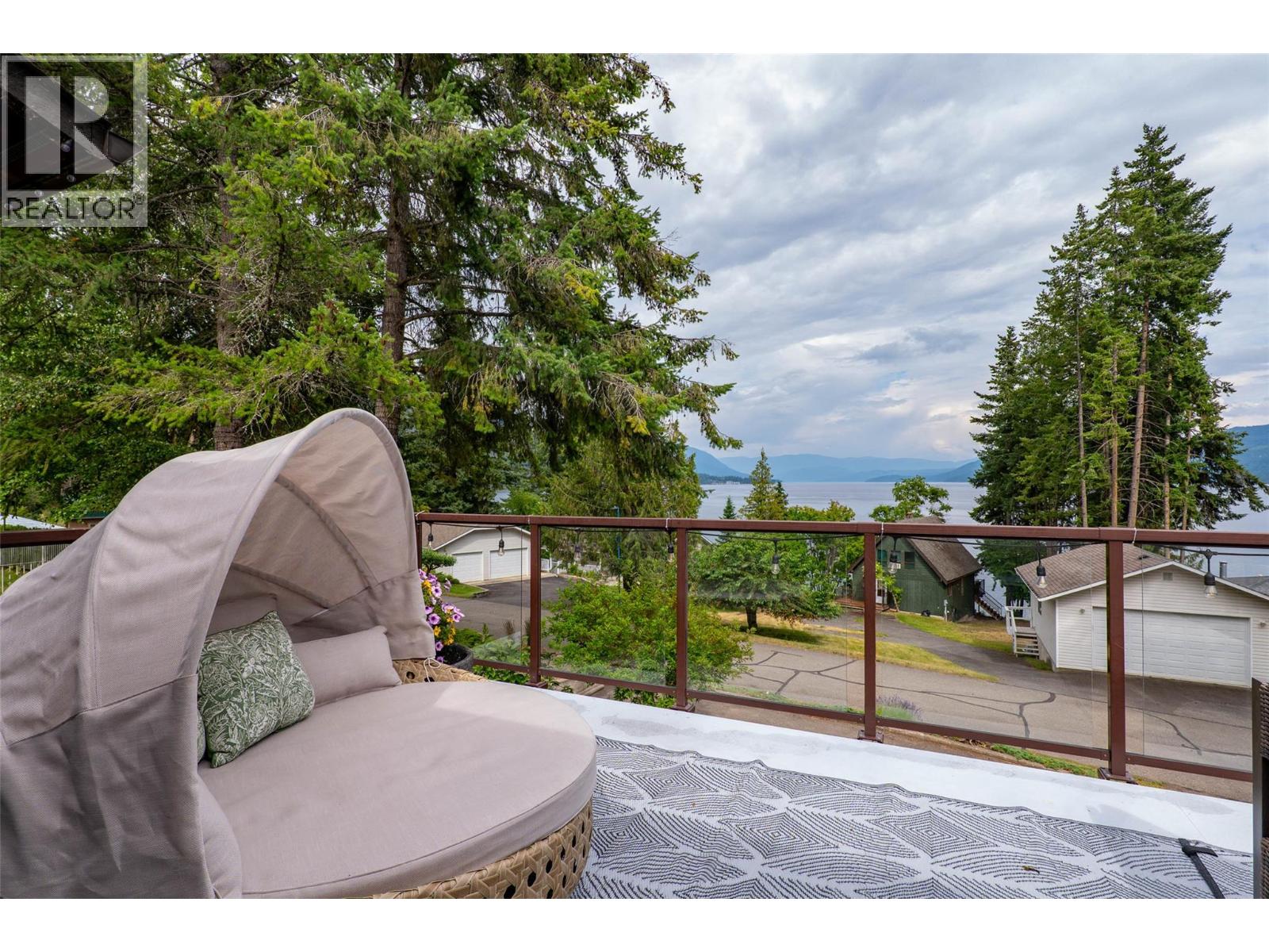 20 4498 Squilax Anglemont Road, Scotch Creek