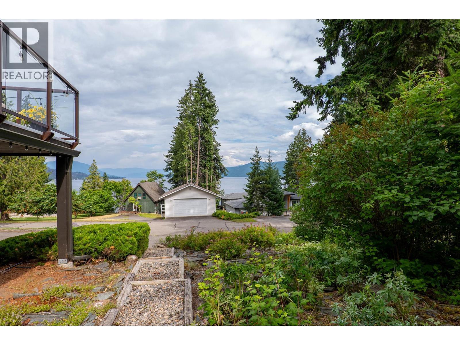 20 4498 Squilax Anglemont Road, Scotch Creek
