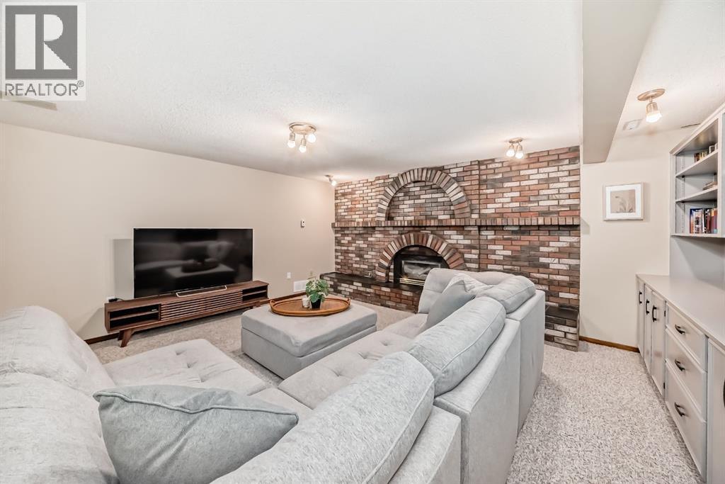 Photo 25 of 5556 Dalhart Hill Nw, Calgary AB