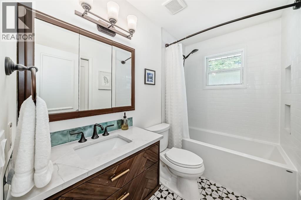 Photo 24 of 5556 Dalhart Hill Nw, Calgary AB