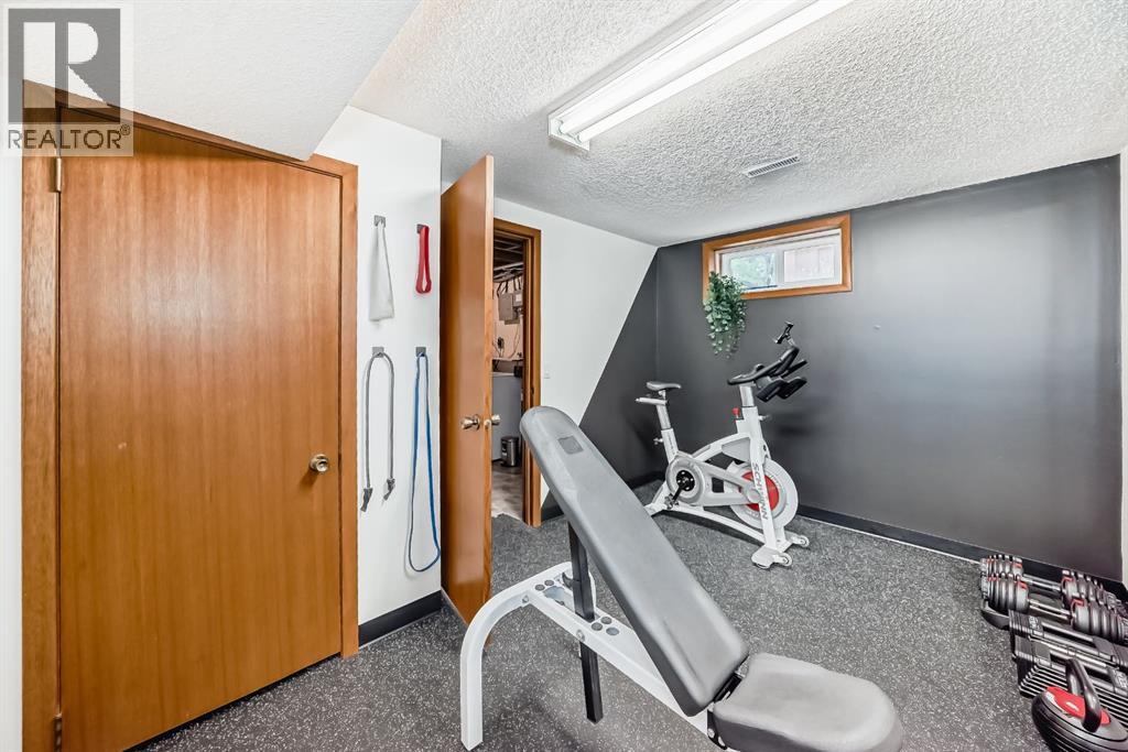 Photo 32 of 5556 Dalhart Hill Nw, Calgary AB