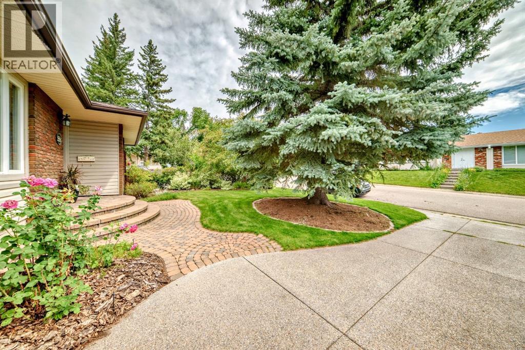 Photo 46 of 5556 Dalhart Hill Nw, Calgary AB