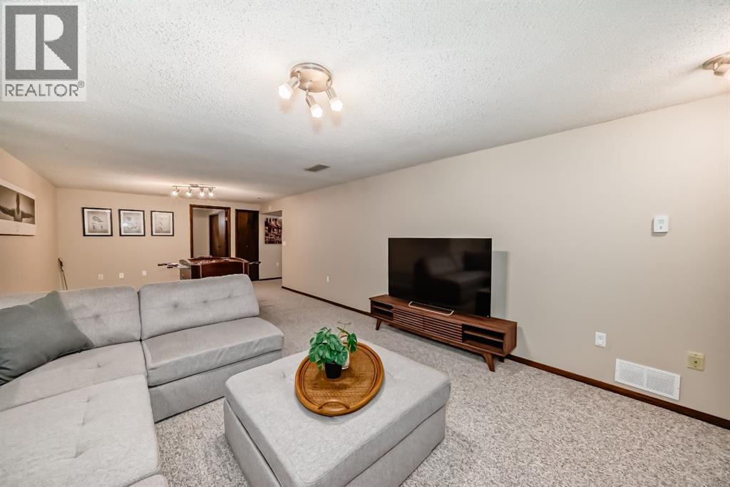 Photo 28 of 5556 Dalhart Hill Nw, Calgary AB