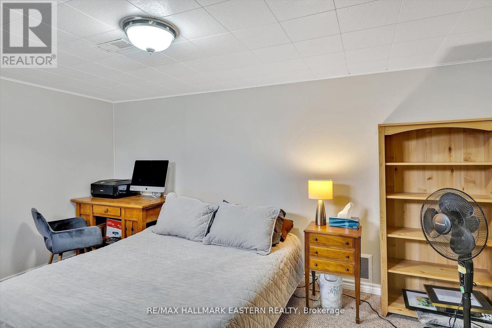 Photo 33 of 706 Monaghan Road, Peterborough ON