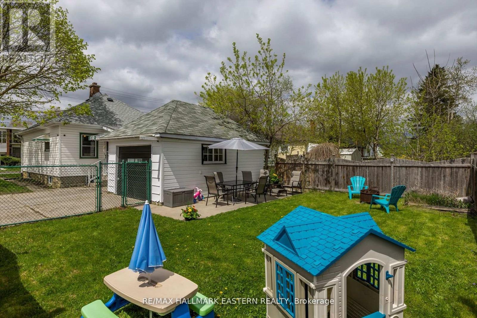 Photo 47 of 706 Monaghan Road, Peterborough ON