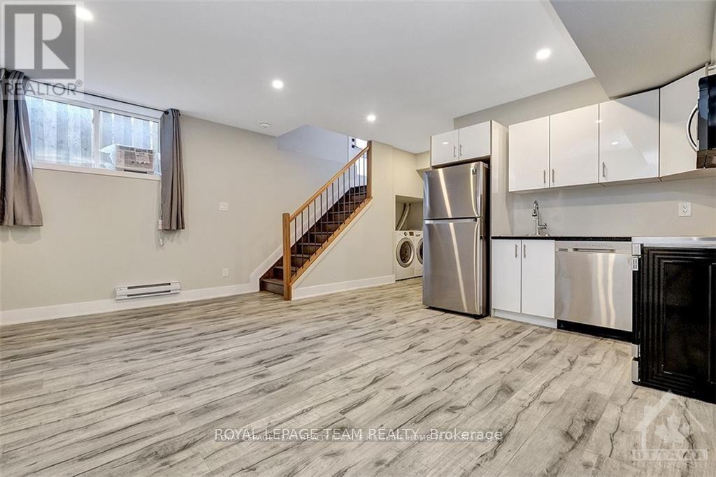 Photo 3 of B 1307 Thames Street, Ottawa ON