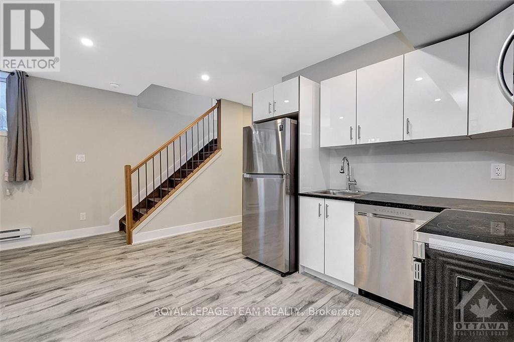Photo 7 of B 1307 Thames Street, Ottawa ON