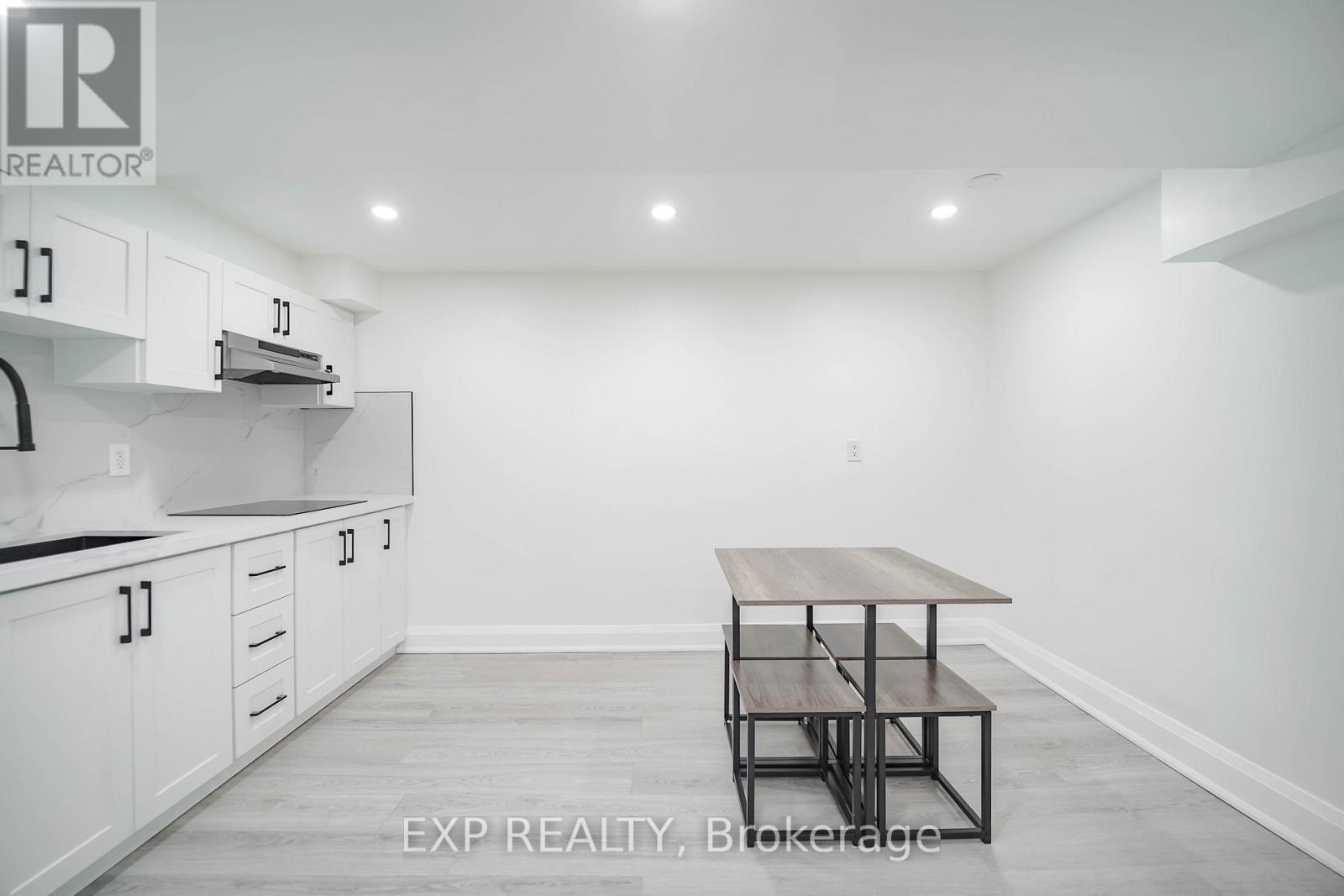 Photo 3 of Basement 25 Nabob Crescent, Toronto ON