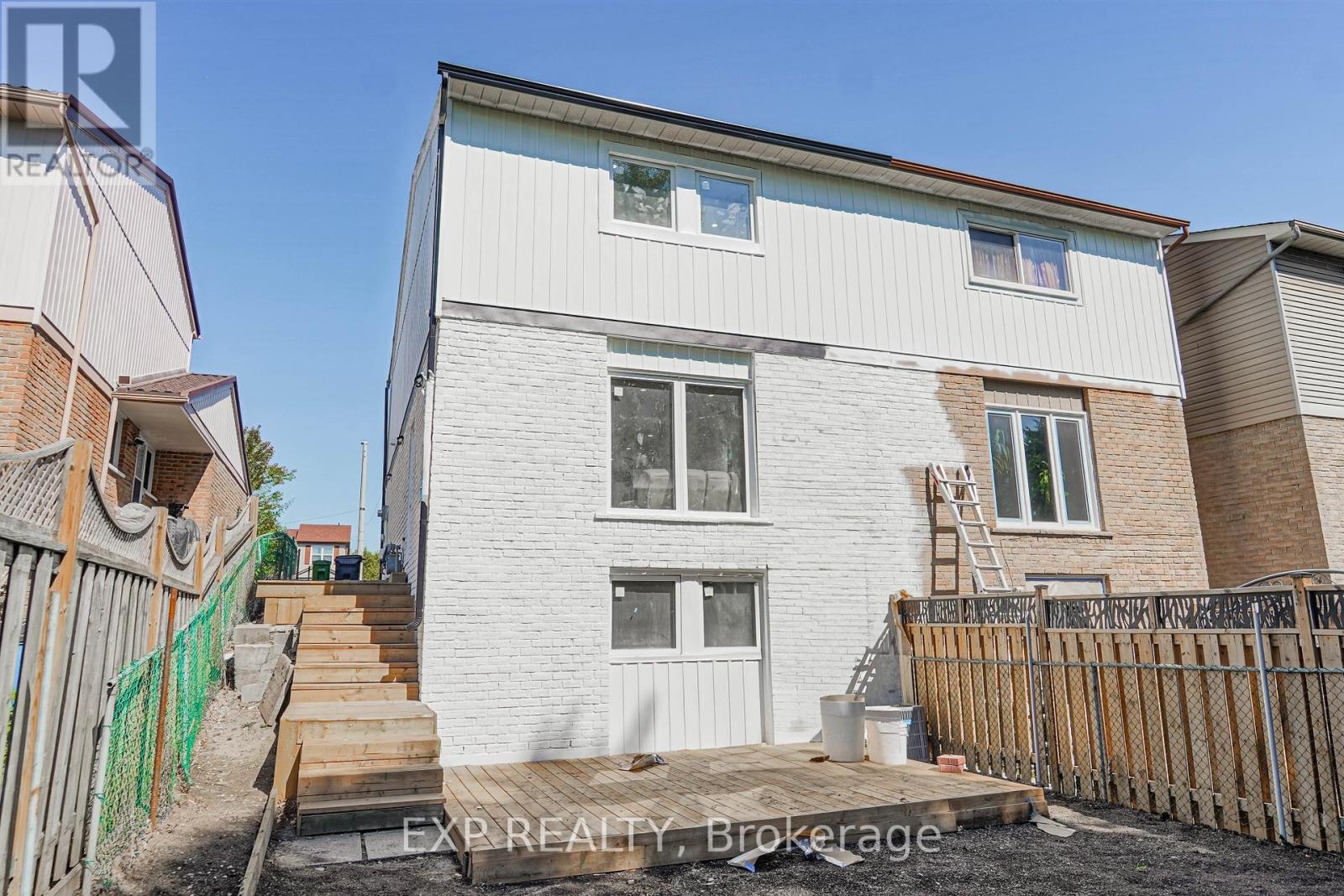 Photo 18 of Basement 25 Nabob Crescent, Toronto ON