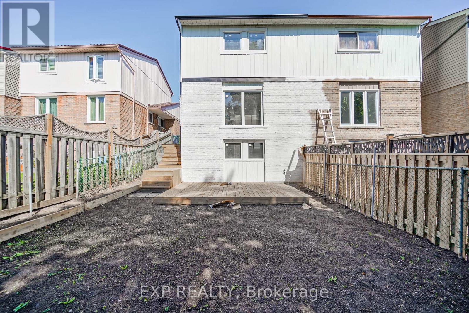 Photo 17 of Basement 25 Nabob Crescent, Toronto ON