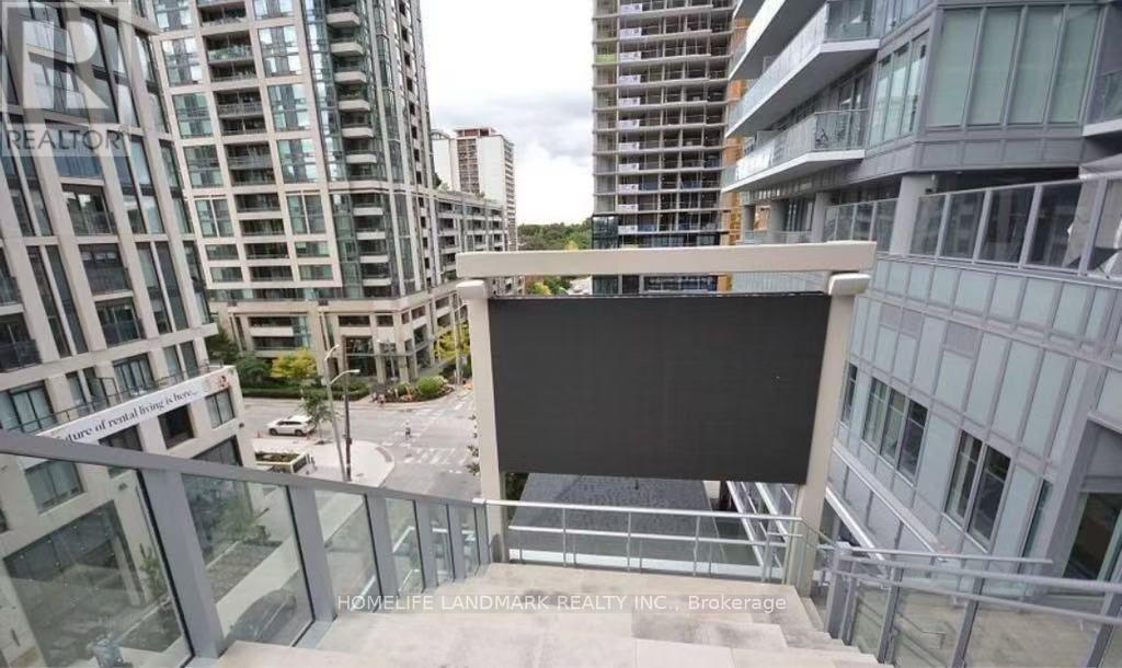 Photo 11 of 1612 99 Broadway Avenue, Toronto ON