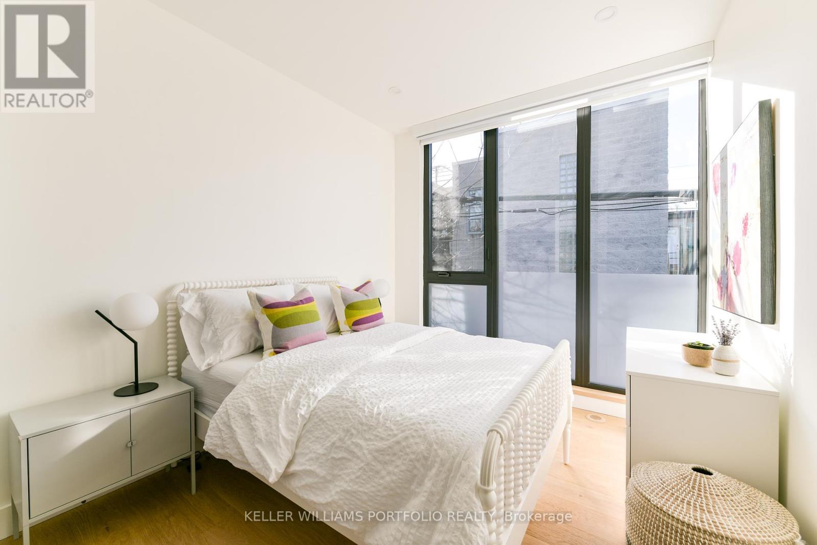 Photo 42 of 229 Manor Road E, Toronto ON