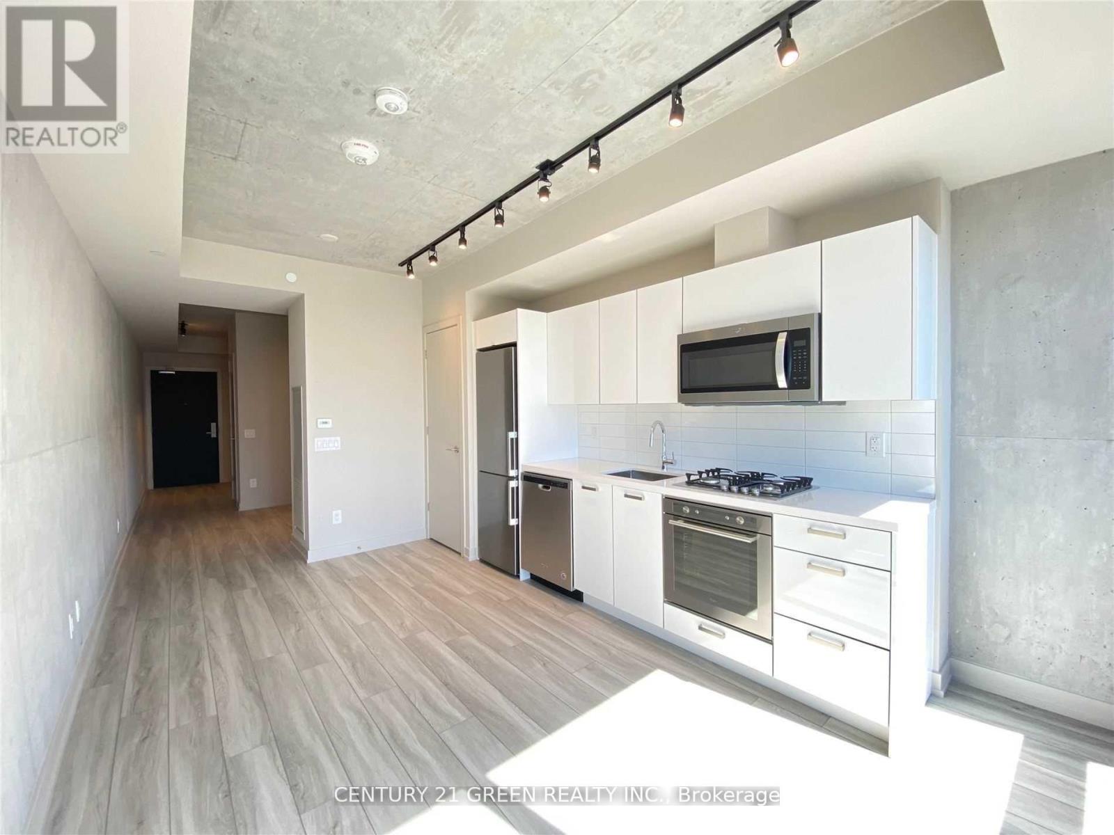 Photo 4 of 204 458 Richmond Street W, Toronto ON