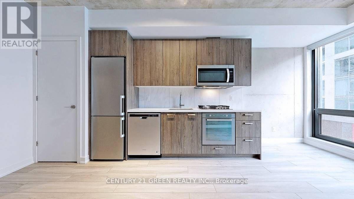 Photo 9 of 204 458 Richmond Street W, Toronto ON