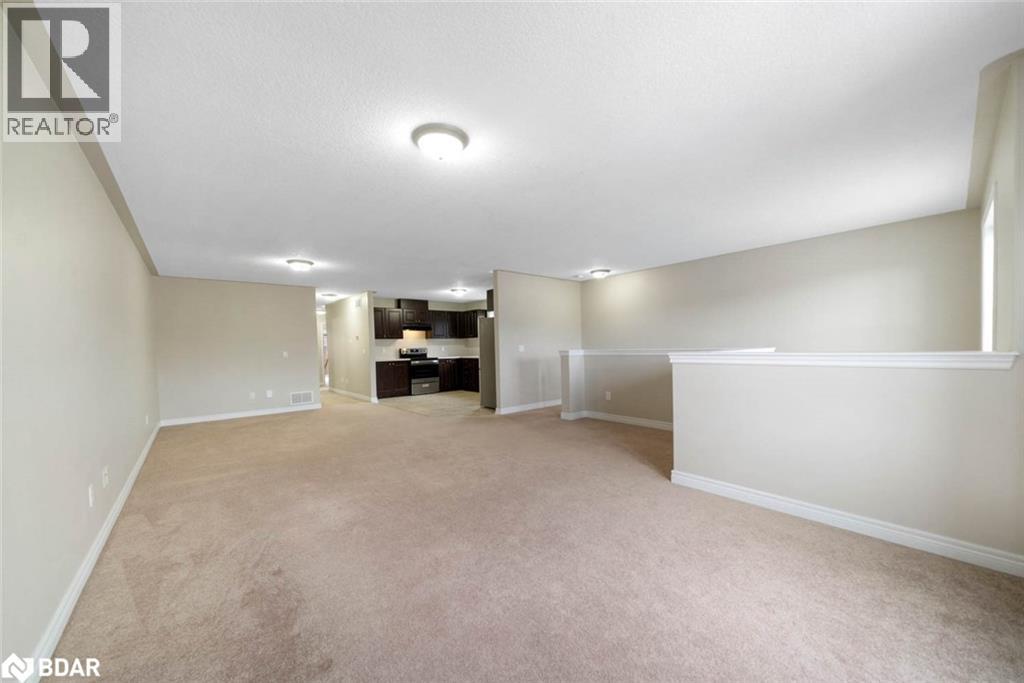 Photo 11 of 66 Pearl Drive, Orillia ON