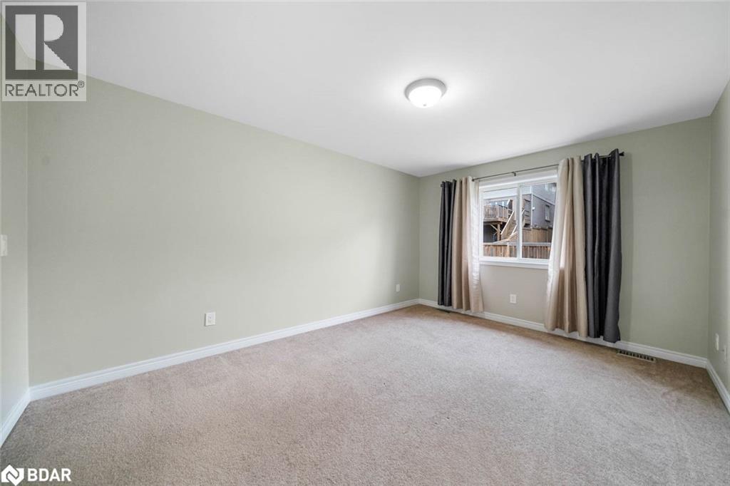 Photo 16 of 66 Pearl Drive, Orillia ON