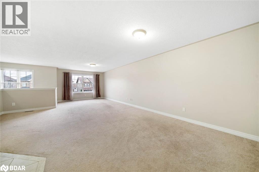 Photo 8 of 66 Pearl Drive, Orillia ON