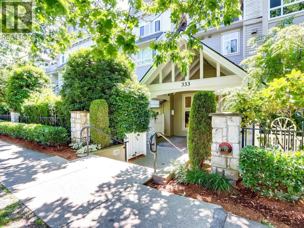 Photo 1 of 105 333 E 1st Street, North Vancouver BC