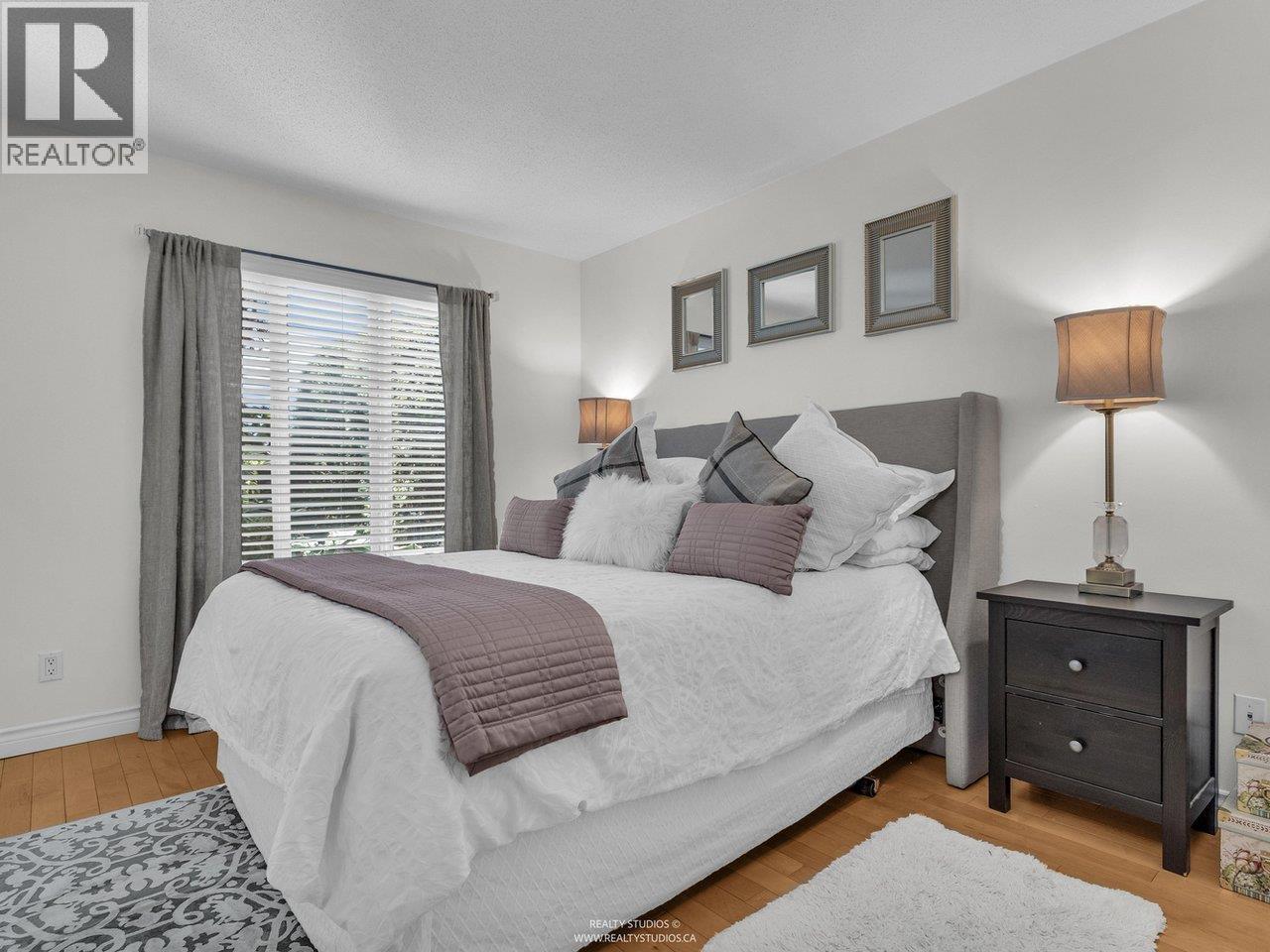 Photo 11 of 105 333 E 1st Street, North Vancouver BC