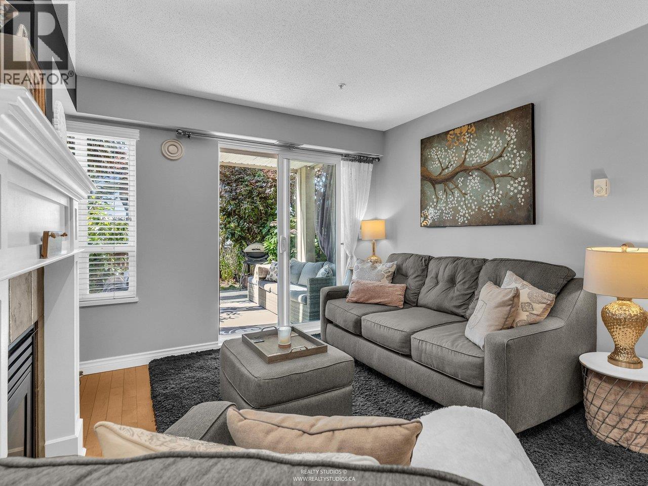 Photo 9 of 105 333 E 1st Street, North Vancouver BC