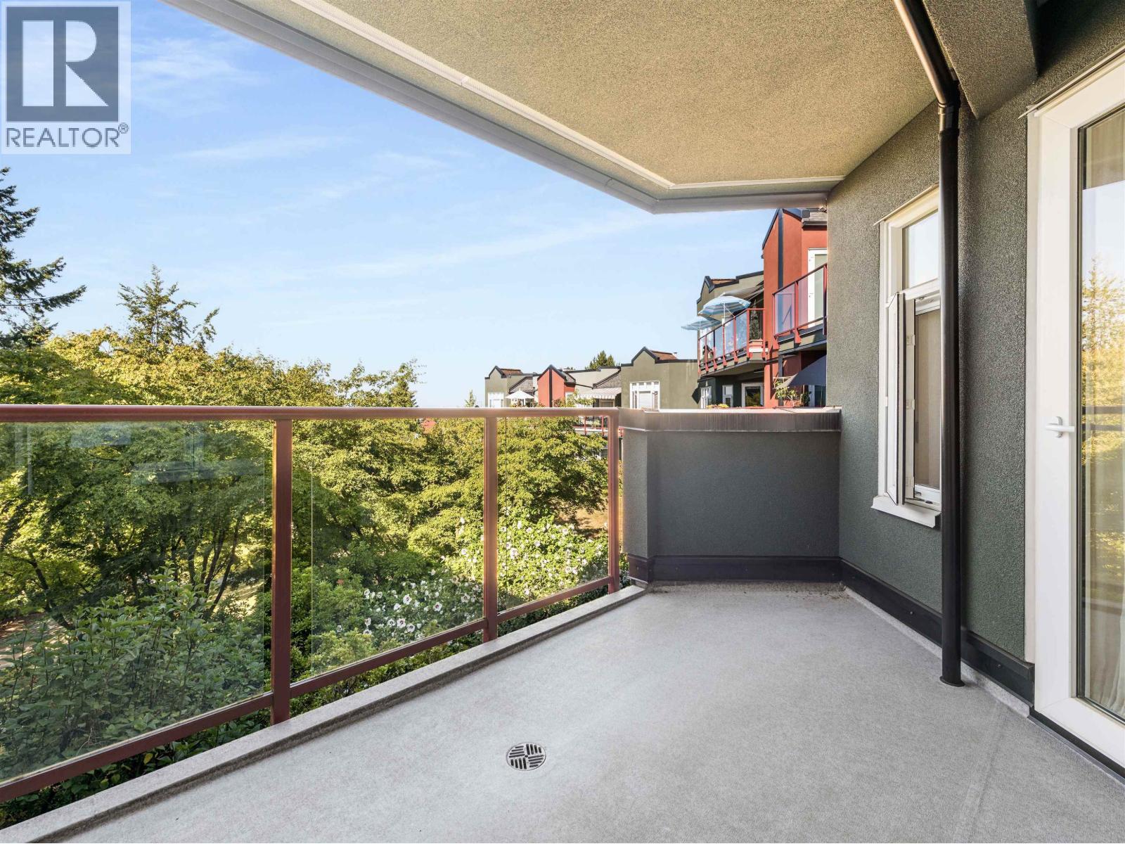 Photo 22 of 414 2800 Chesterfield Avenue, North Vancouver BC