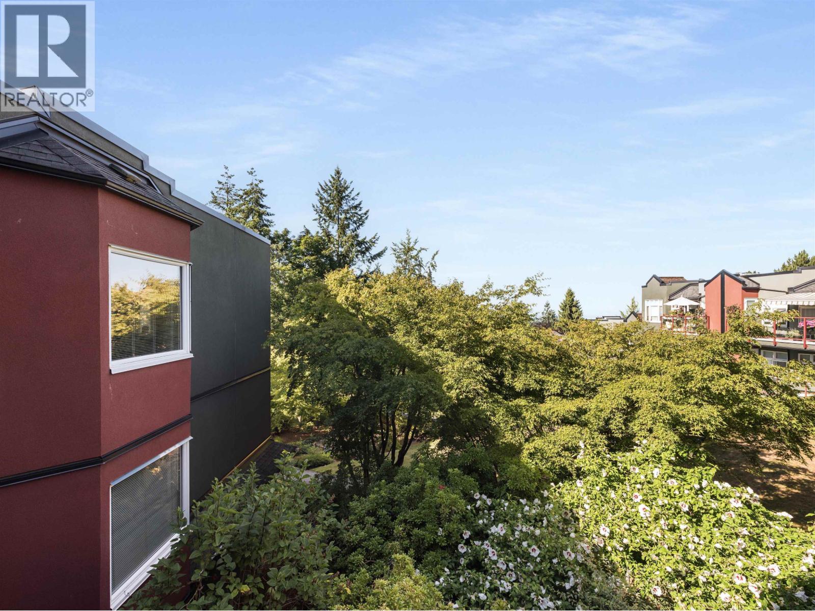 Photo 23 of 414 2800 Chesterfield Avenue, North Vancouver BC