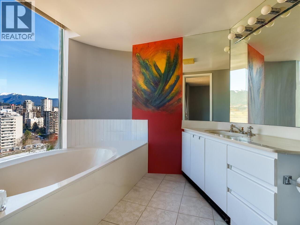 Photo 11 of 2203 120 W 2nd Street, North Vancouver BC