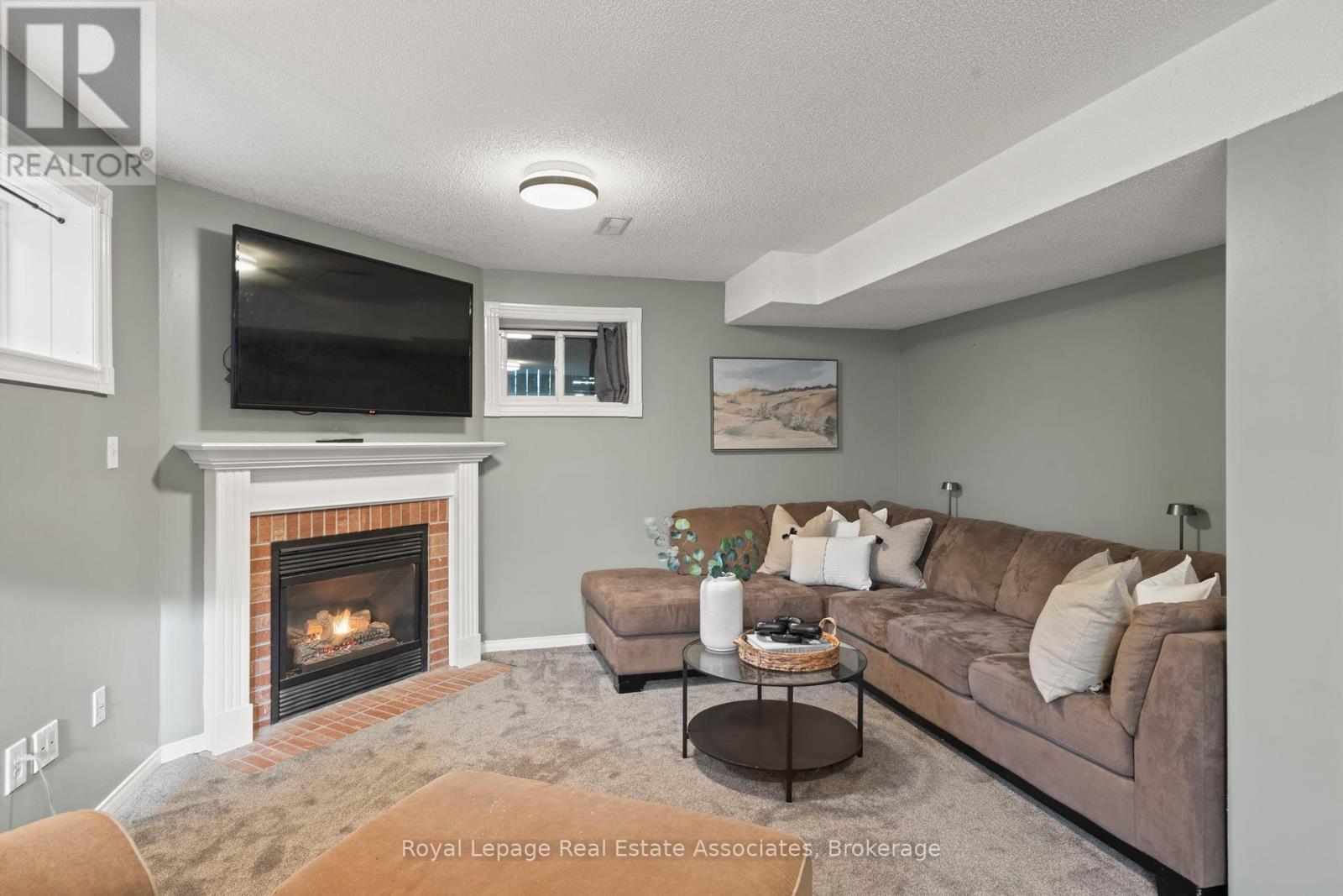 Photo 27 of 35 Willey Drive, Clarington ON