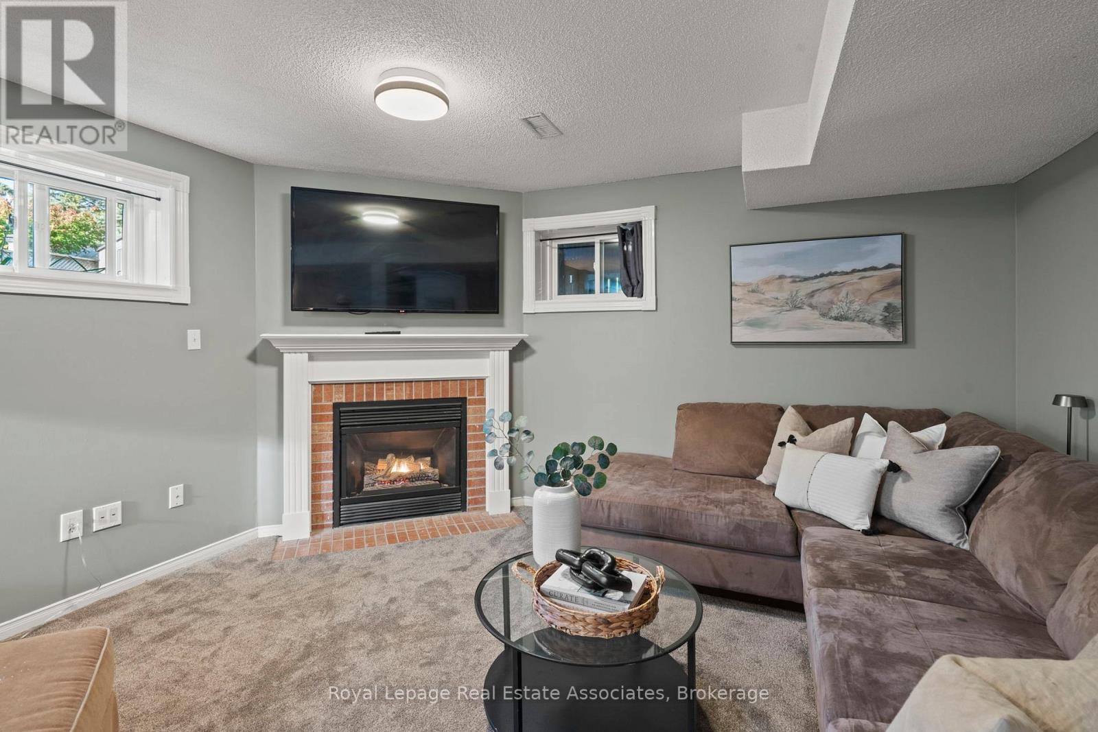 Photo 30 of 35 Willey Drive, Clarington ON