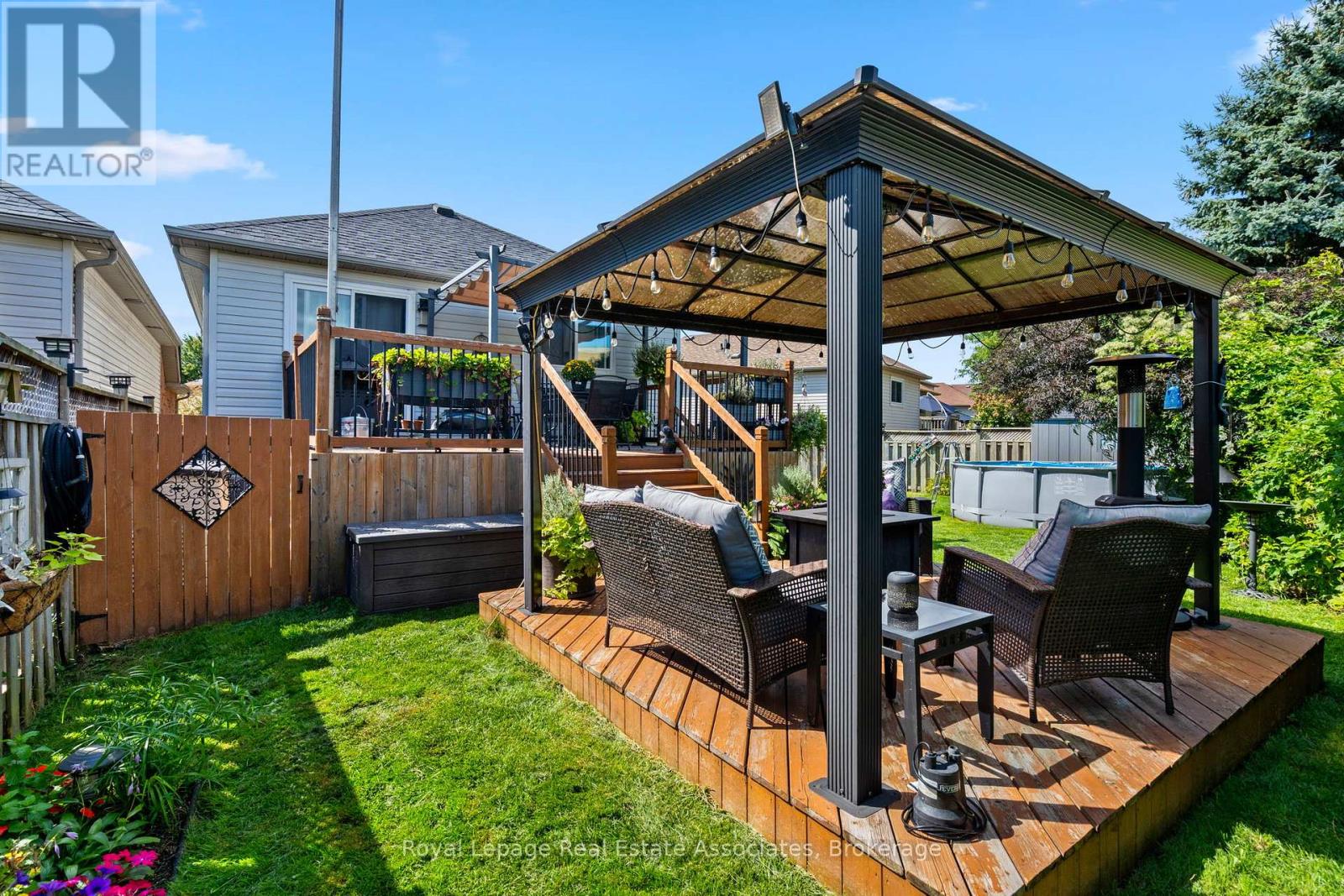 Photo 40 of 35 Willey Drive, Clarington ON