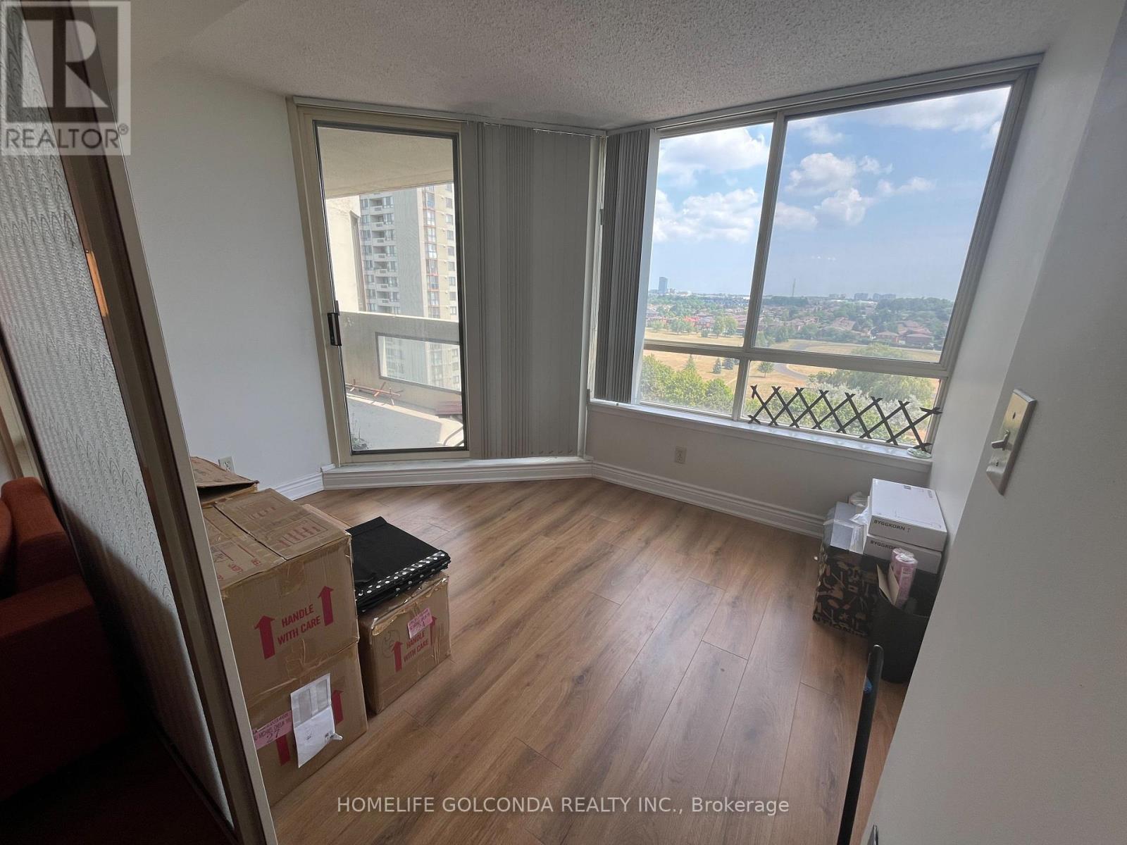 Photo 11 of 1108 225 Bamburgh Circle, Toronto ON