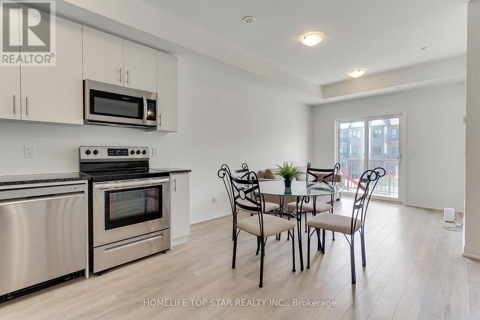 Photo 10 of 815 2635 William Jackson Drive, Pickering ON