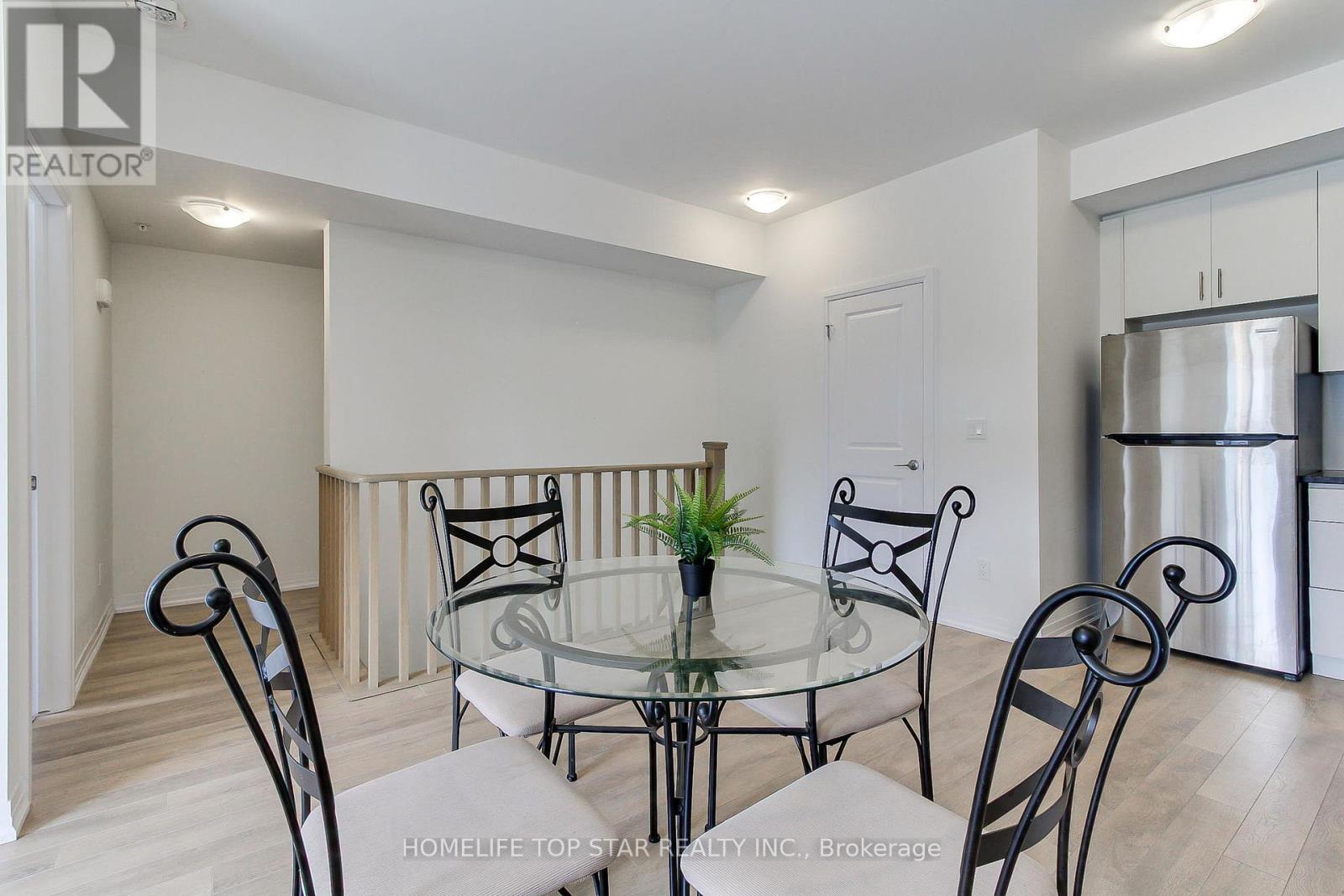 Photo 12 of 815 2635 William Jackson Drive, Pickering ON