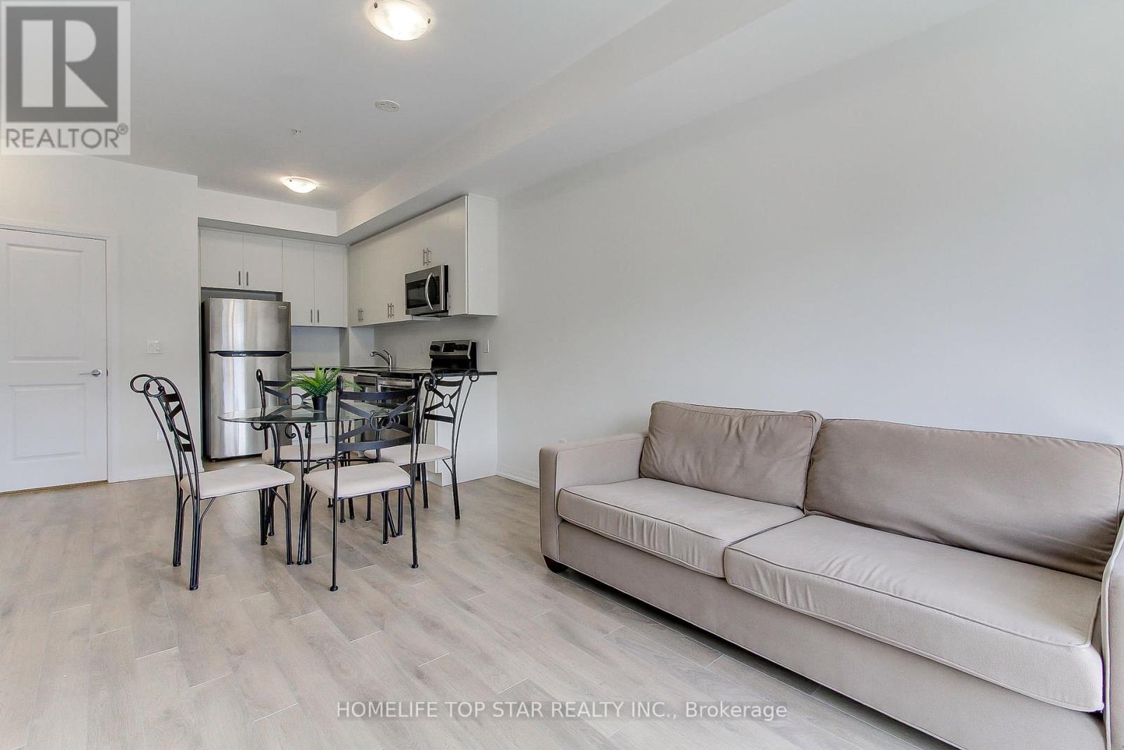 Photo 15 of 815 2635 William Jackson Drive, Pickering ON