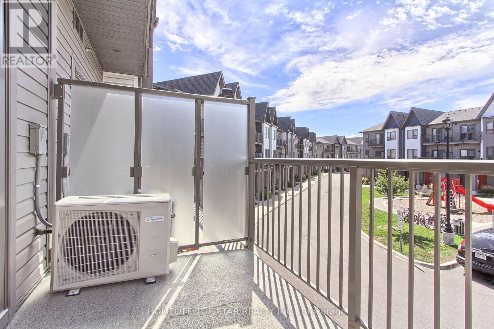 Photo 32 of 815 2635 William Jackson Drive, Pickering ON
